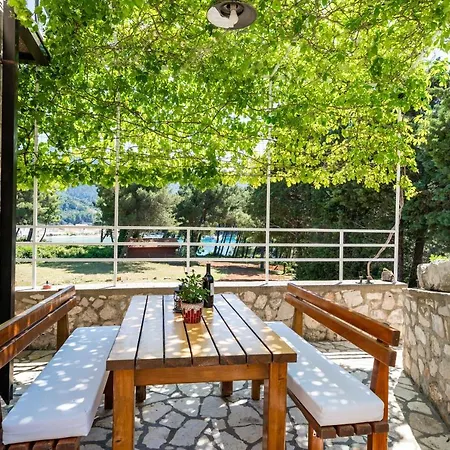 Apartments By The Sea Zuljana, Peljesac - 10233 Exterior photo