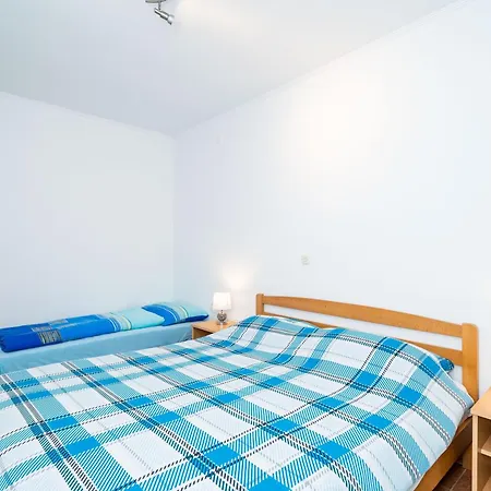 Apartments By The Sea Zuljana, Peljesac - 10233 Room photo