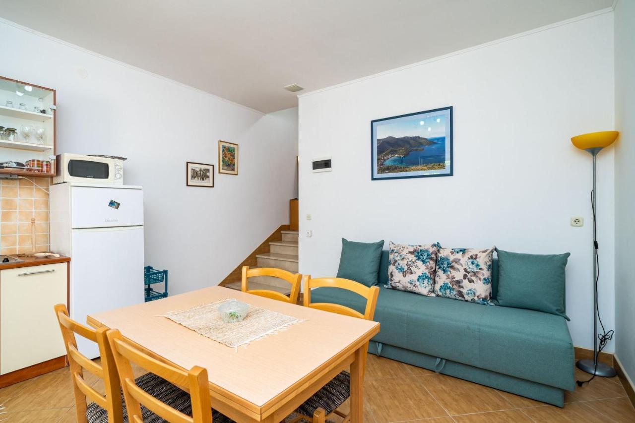 By The Sea Zuljana, Peljesac - 10233 Apartment *